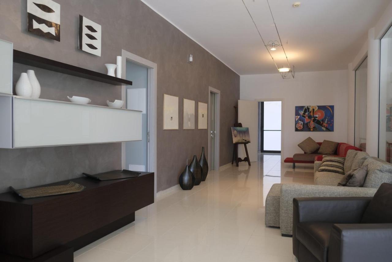 Villa Floyd Charming Rooms B&B Pachino Luaran gambar