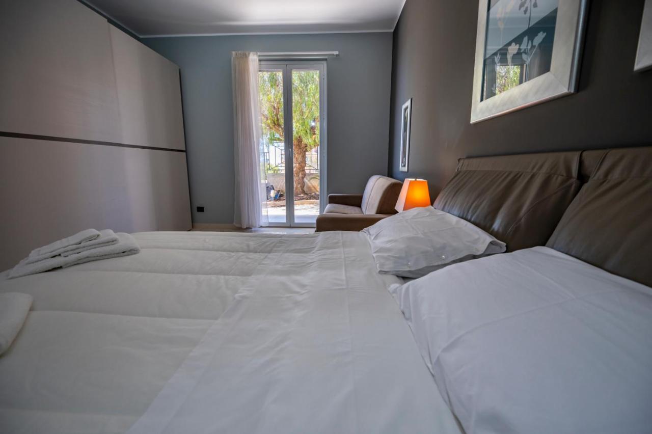 Villa Floyd Charming Rooms B&B Pachino Luaran gambar