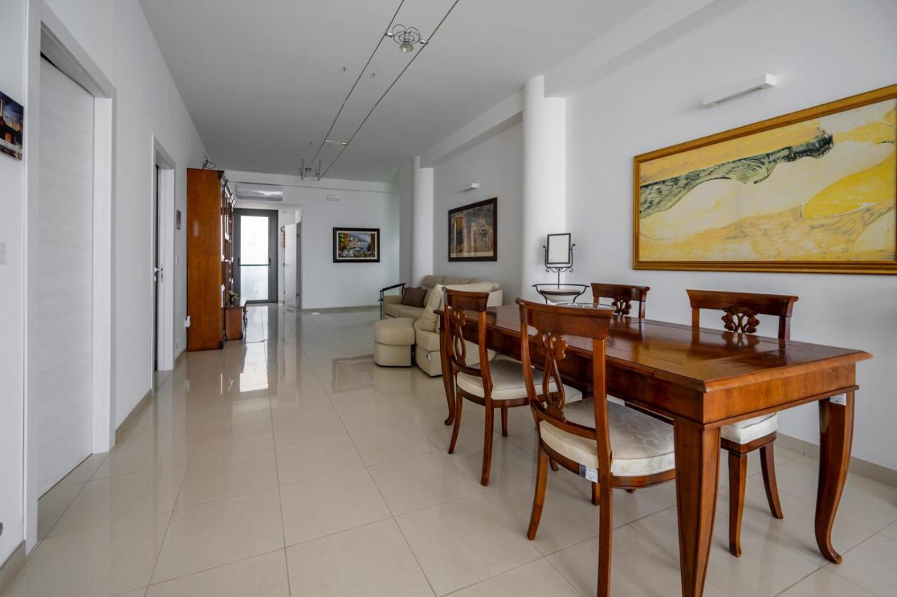 Villa Floyd Charming Rooms B&B Pachino Luaran gambar