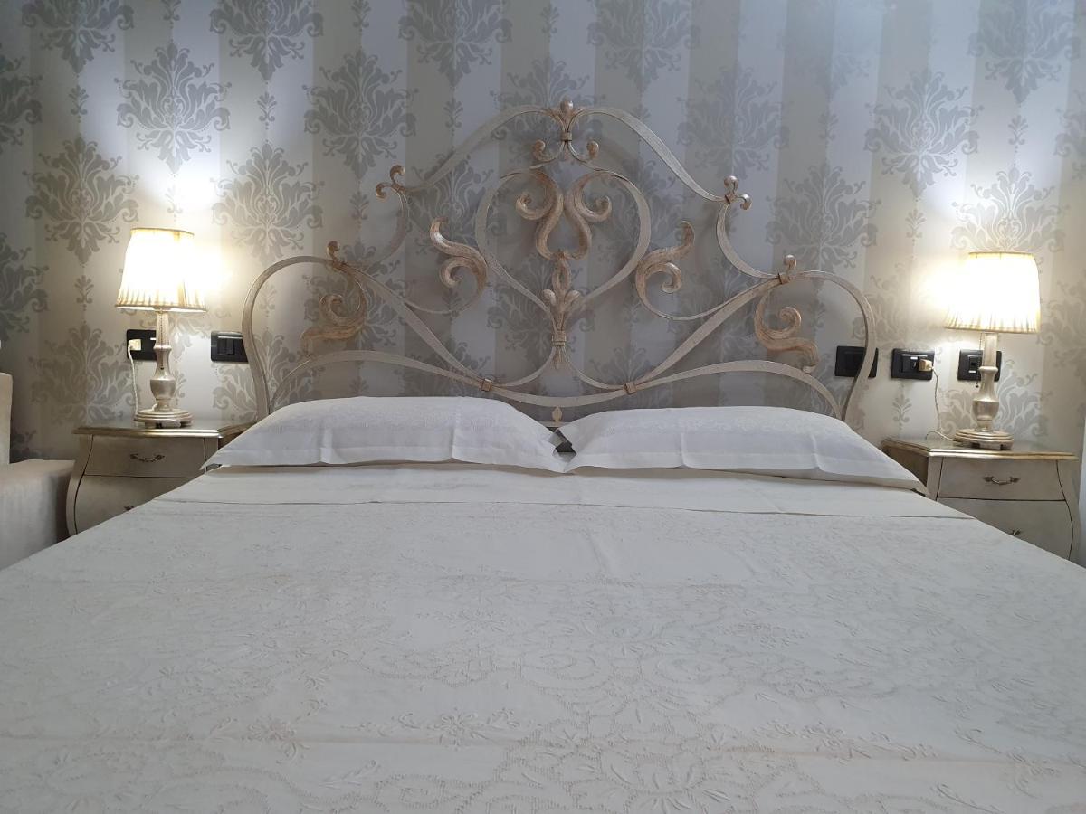 Villa Floyd Charming Rooms B&B Pachino Luaran gambar