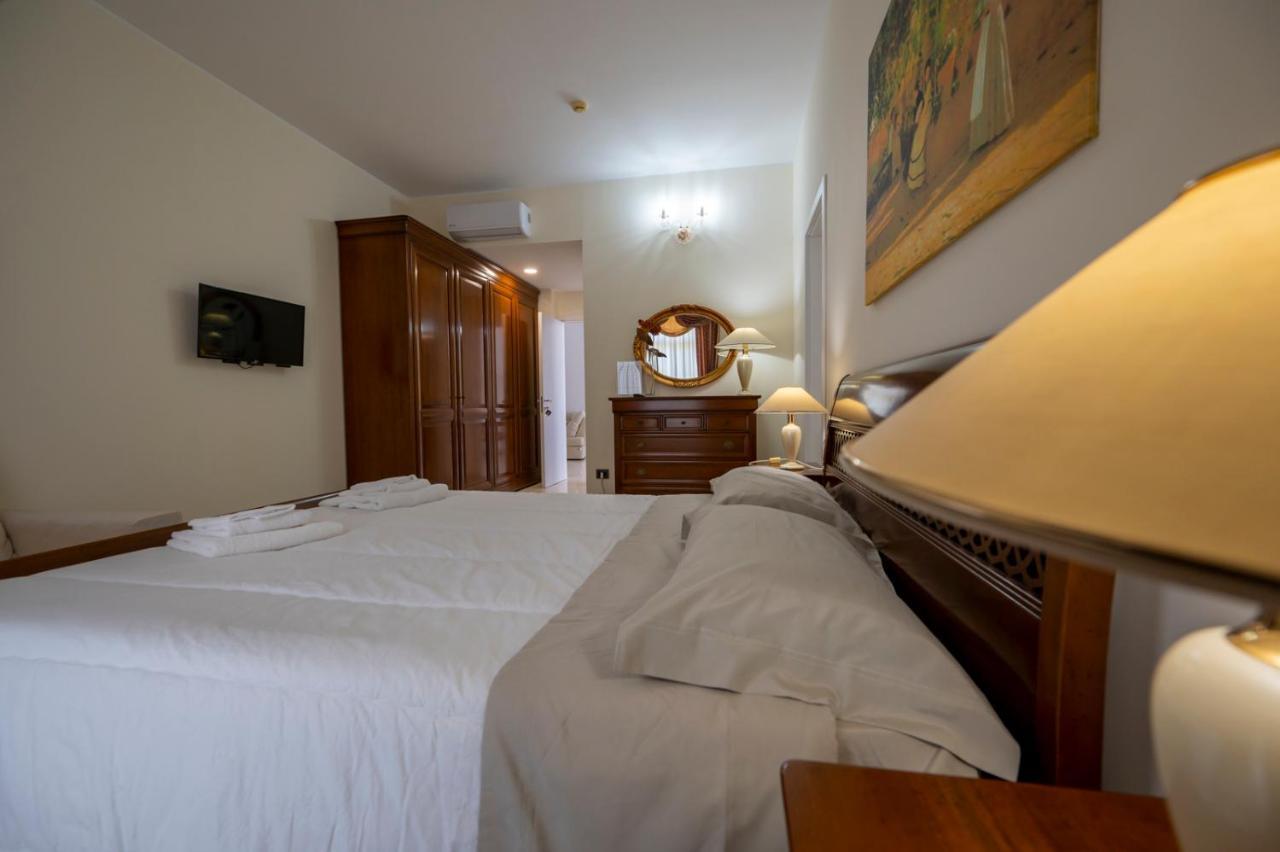 Villa Floyd Charming Rooms B&B Pachino Luaran gambar