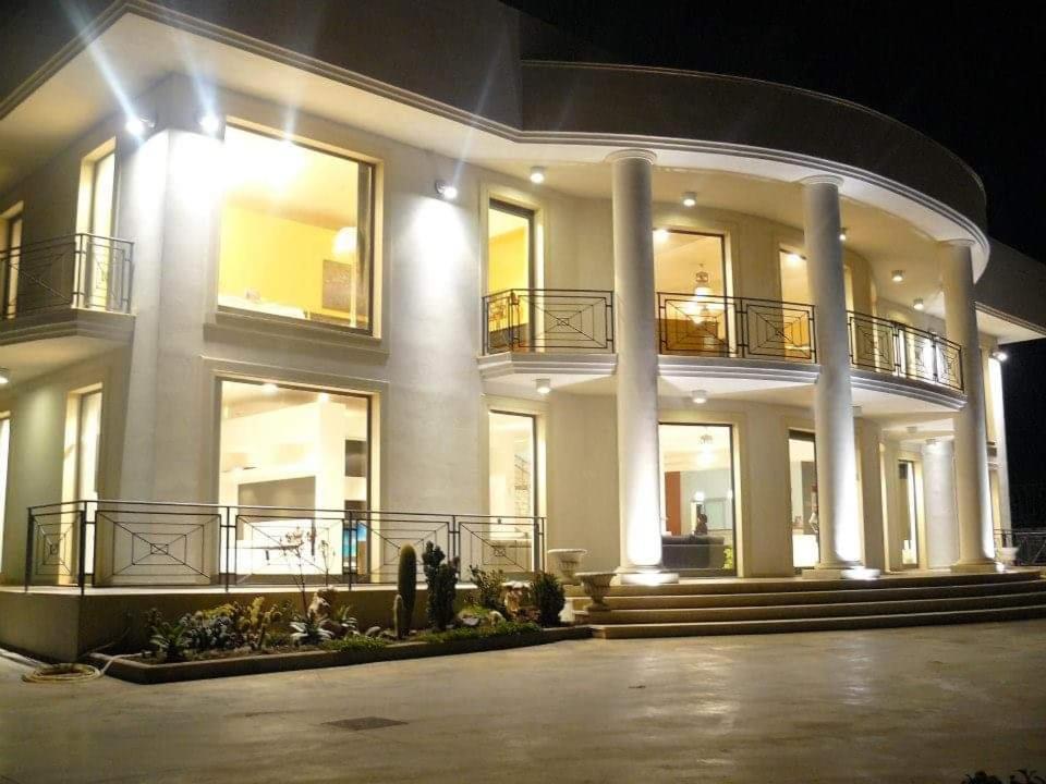 Villa Floyd Charming Rooms B&B Pachino Luaran gambar